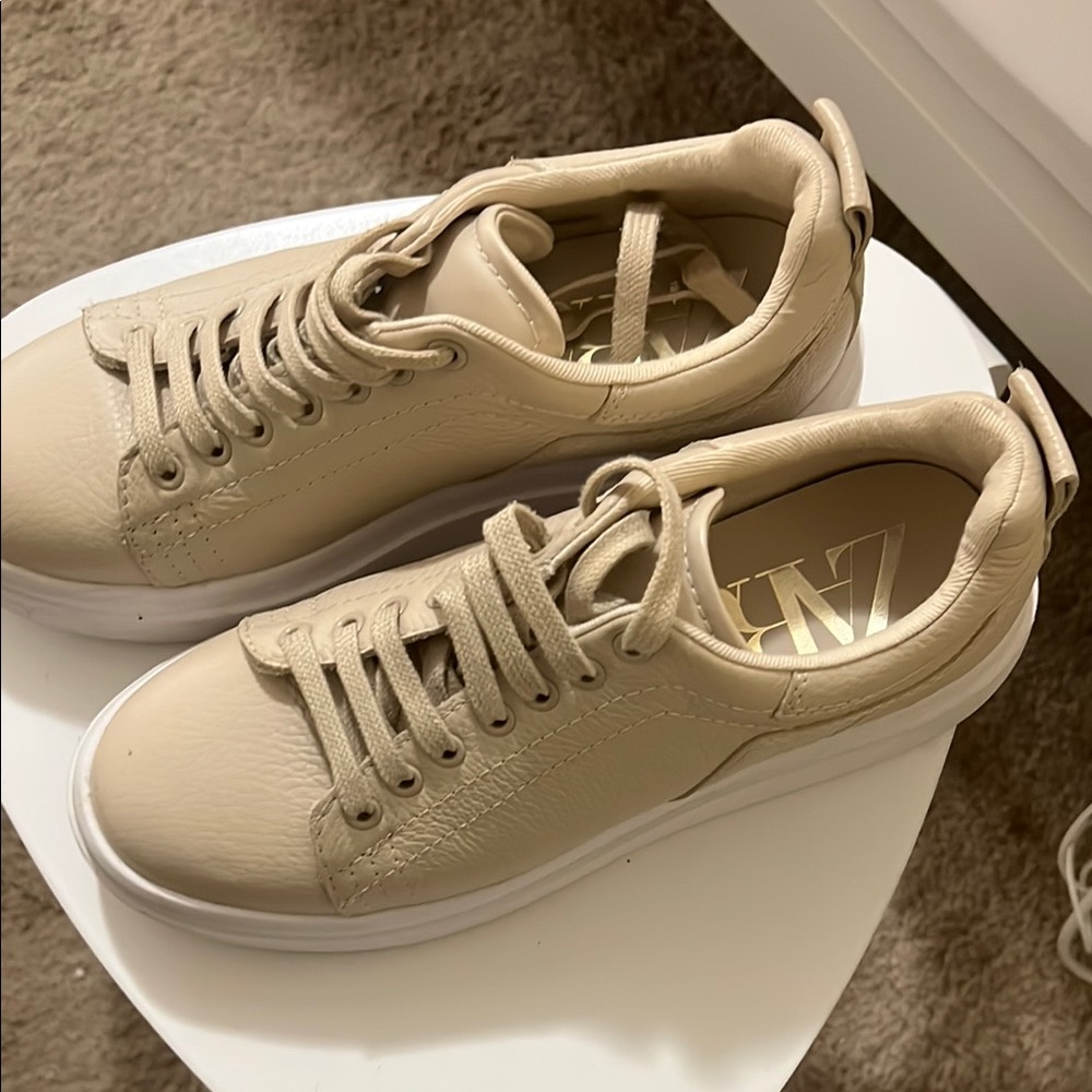 Zara Cream Textured Sneakers.